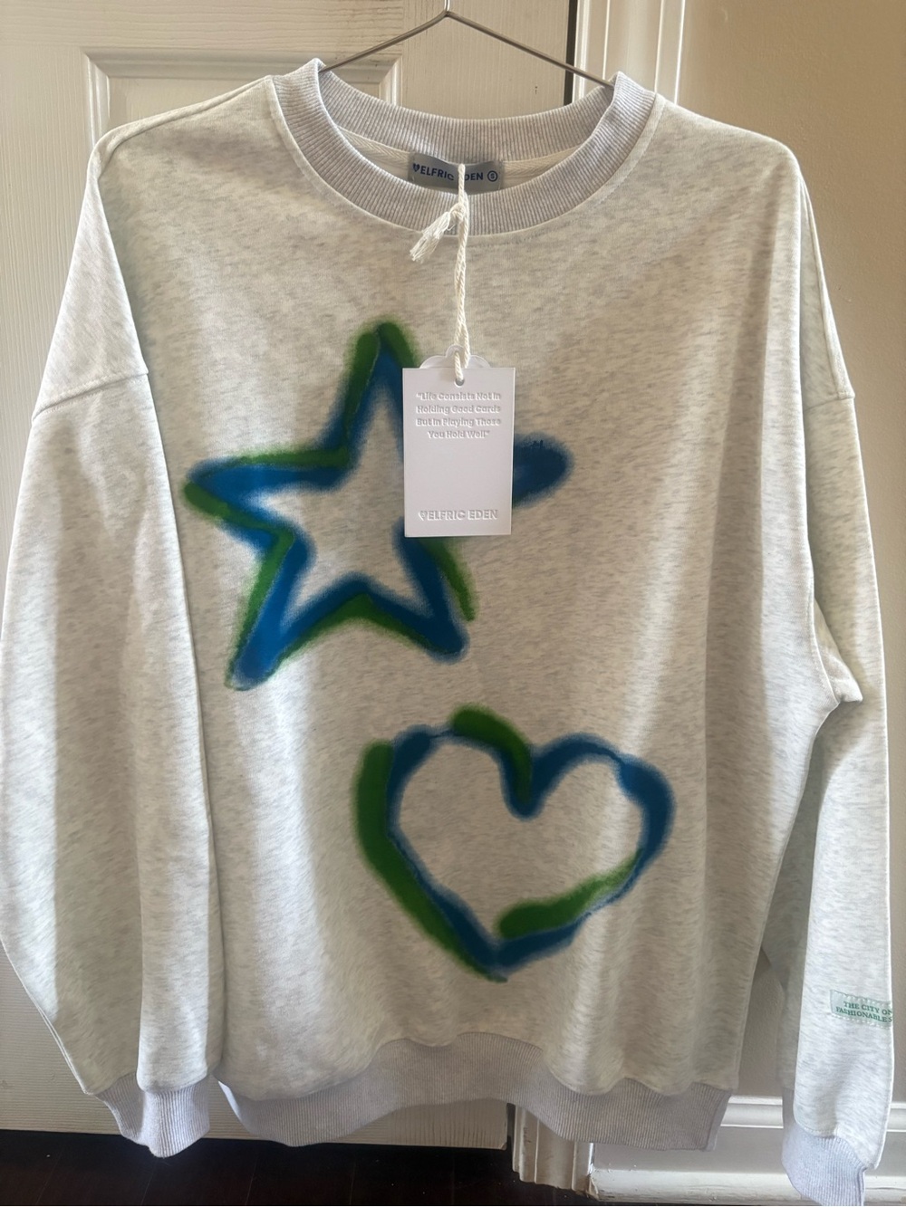 Aelfric Eden Heather Gray Star & Heart Spray-Paint Sweatshirt Size Small